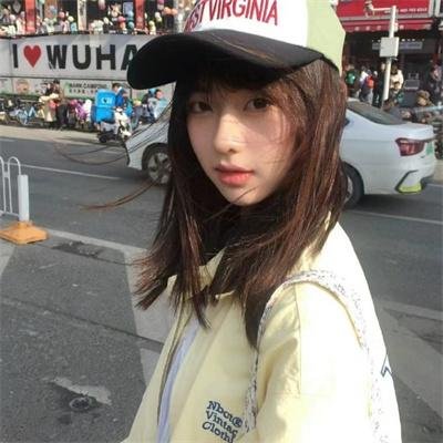 黄叶舞青风